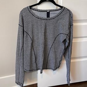 Lululemon LS top
